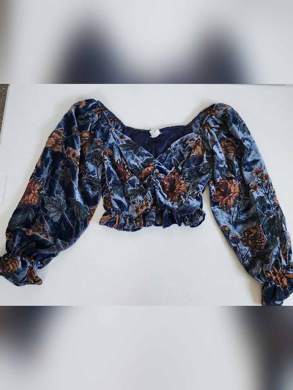 By Together Navy Blue Velvet Floral Puff-Sleeve Crop Top